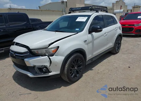 2018 Mitsubishi Outlander Sport 2.0 Le z USA, uszkodzony, nr VIN JA4AP3AU1JZ030716